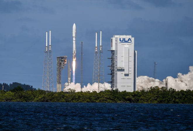 A United Launch Alliance Atlas V rocket lifts off from Cape Canaveral Space Force Station Friday, October 6, 2023 carrying Project Kuiper, a pair of prototype satellites for Amazon. Craig Bailey/FLORIDA TODAY via USA TODAY NETWORK