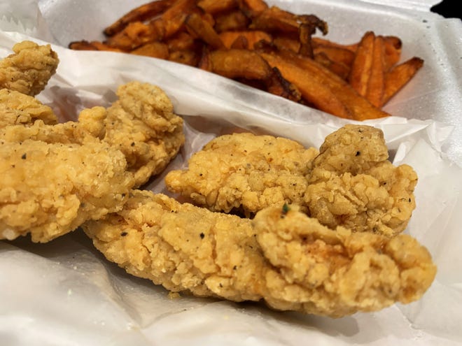 Chicken tenders from Cocomoâ€™s Grill, Marco Island.