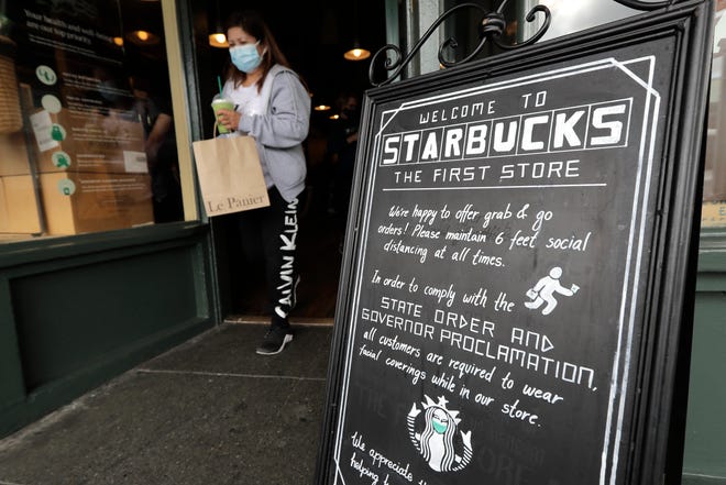 Starbucks required customers wear face masks starting July 15